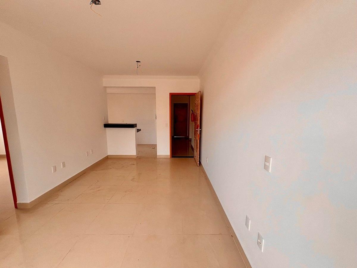 Apartamento, Serrano, 2 Quartos, 1 Vaga