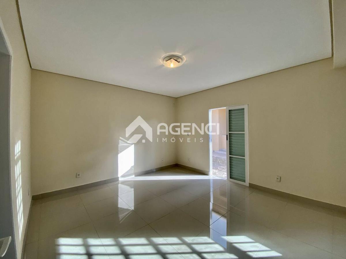 Casa, Vale do Sol, 3 Quartos, 0 Vaga, 2 Suítes