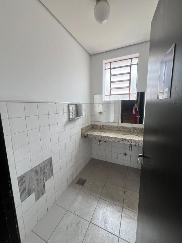 Andar, Centro, 0 Quarto, 0 Vaga