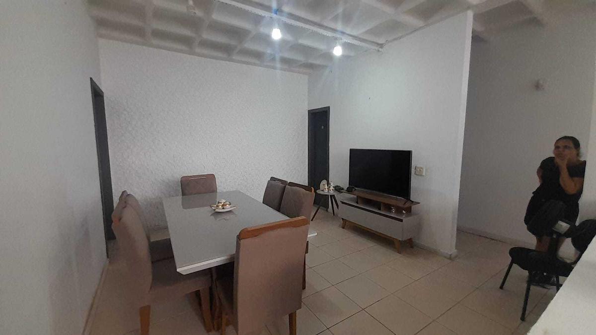 Casa, Jardim América, 3 Quartos, 2 Vagas, 1 Suíte