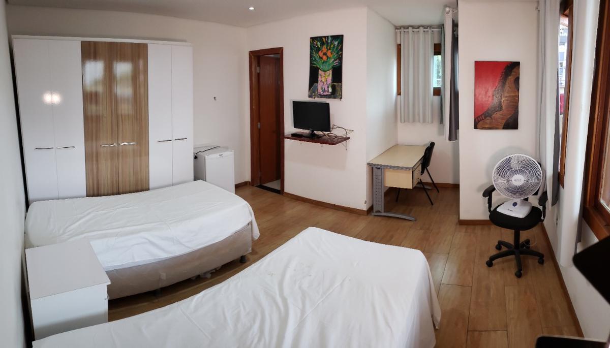 Casa Comercial, Coração Eucarístico, 2 Quartos, 4 Vagas, 10 Suítes
