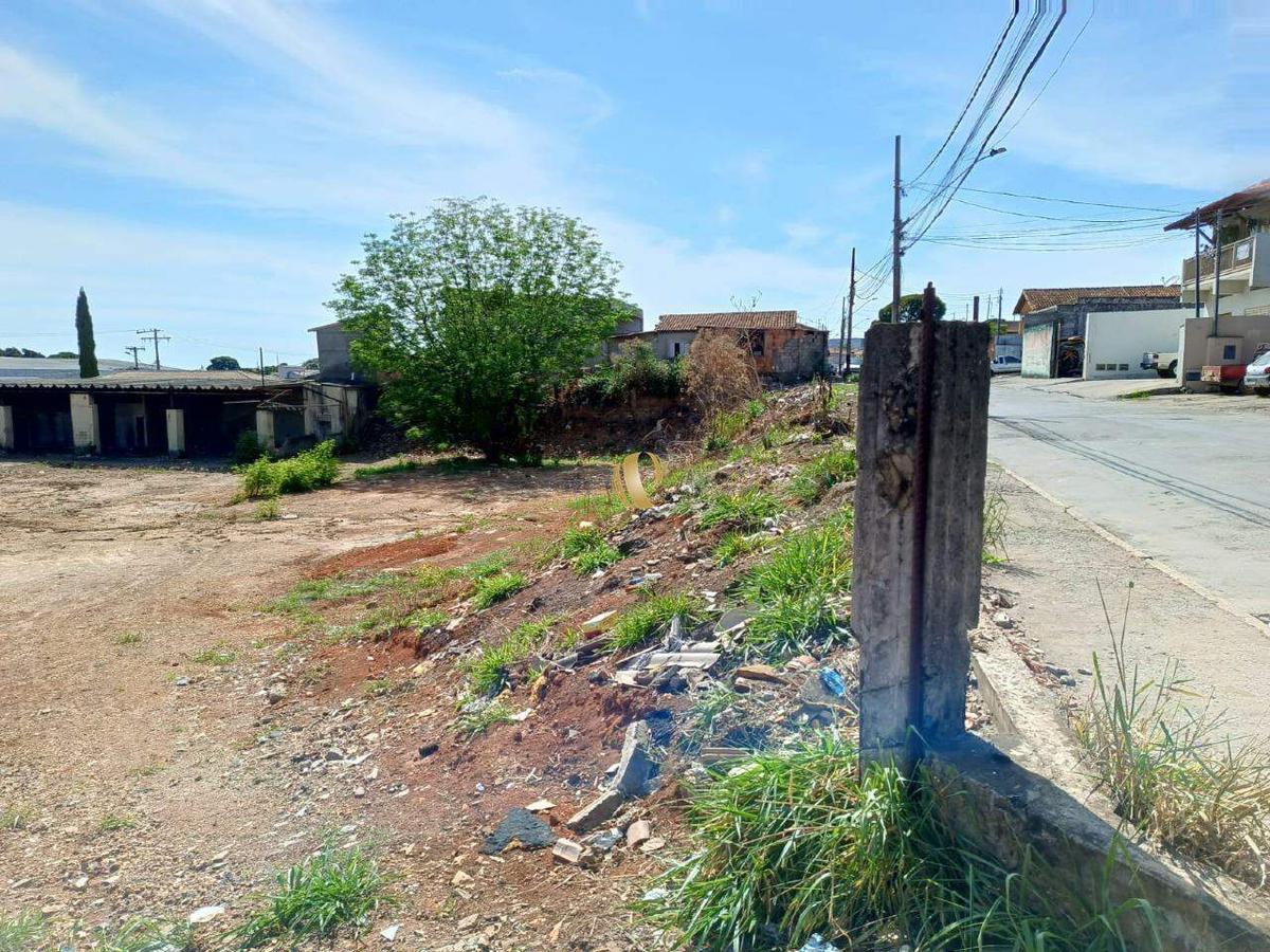 Lote, Santo Antônio, 0 Quarto, 0 Vaga