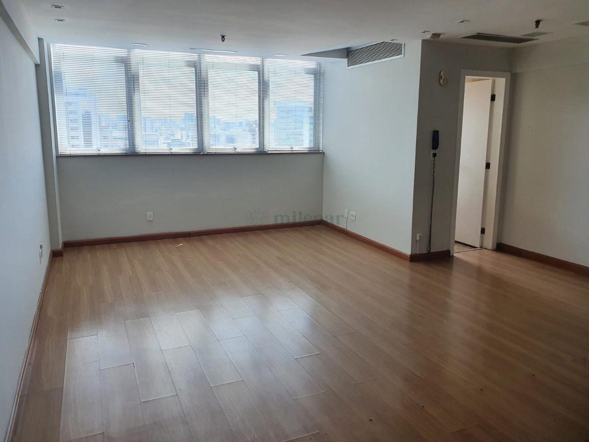 Galpão, Funcionários, 0 Quarto, 0 Vaga