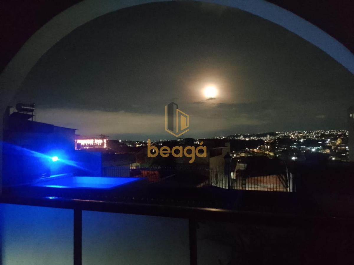 Casa, Coqueiros, 3 Quartos, 2 Vagas, 1 Suíte