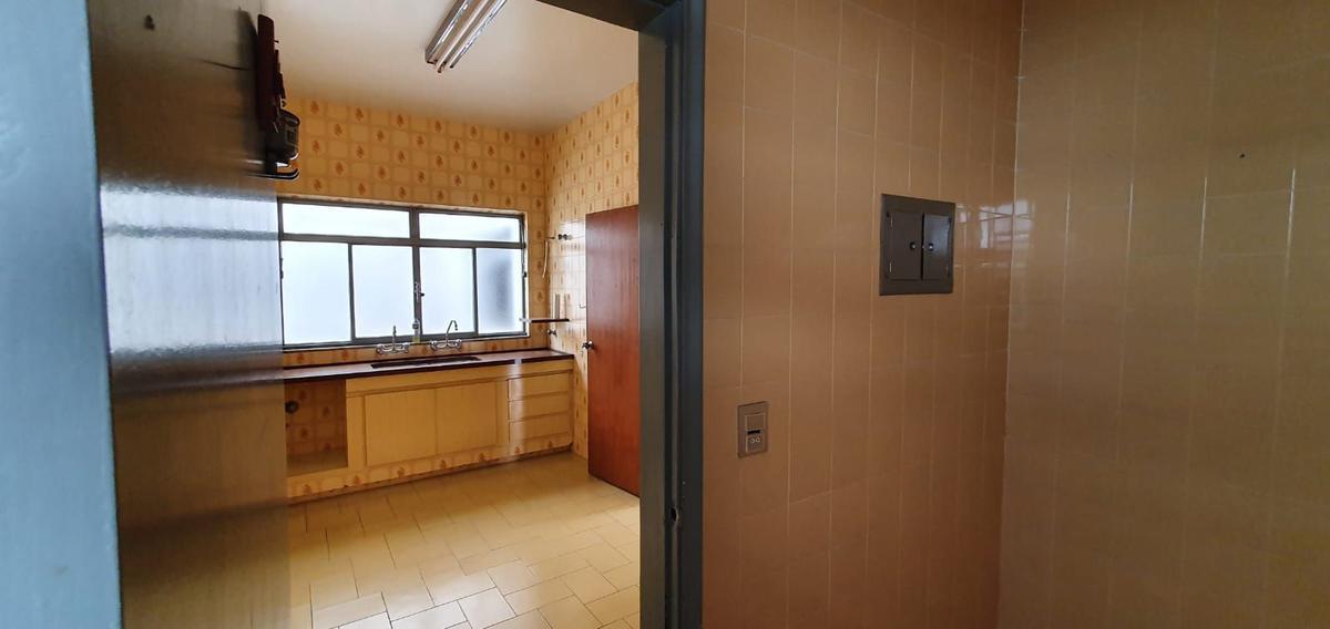 Casa, Bom Pastor, 5 Quartos, 32 Vagas, 1 Suíte