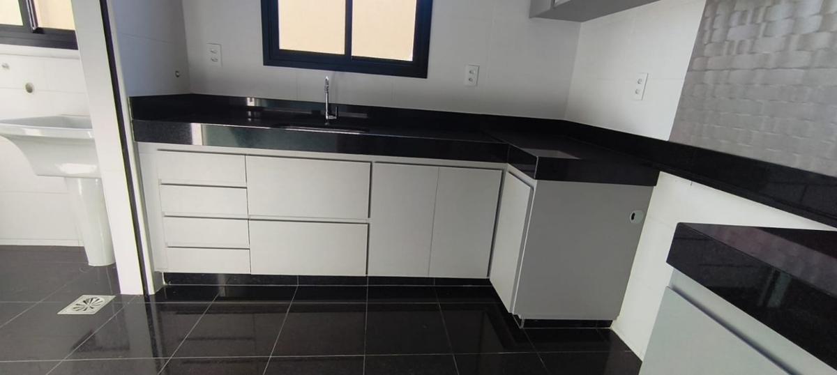 Apartamento, Esplanada, 3 Quartos, 2 Vagas, 1 Suíte