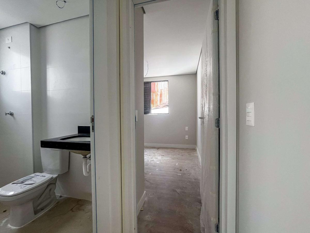 Apartamento, Floresta, 1 Quarto, 1 Vaga