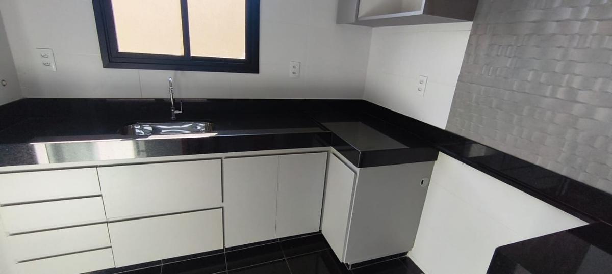 Apartamento, Esplanada, 3 Quartos, 2 Vagas, 1 Suíte