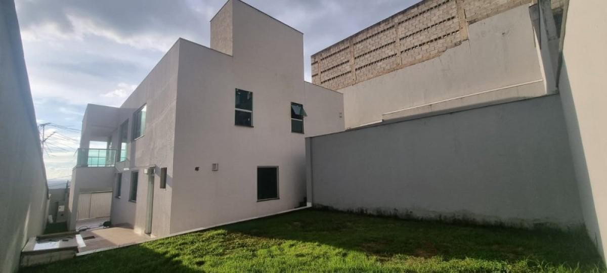 Casa, Brasiléia, 3 Quartos, 3 Vagas, 1 Suíte