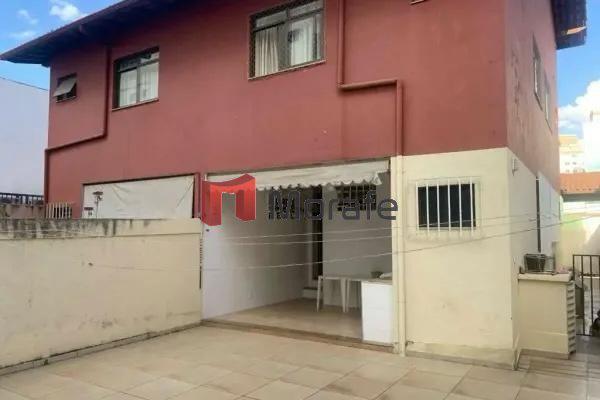Casa, Castelo, 3 Quartos, 3 Vagas, 2 Suítes