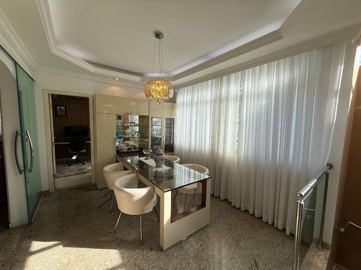 Casa, Planalto, 3 Quartos, 2 Vagas, 1 Suíte