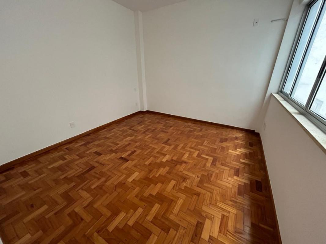 Apartamento, Centro, 1 Quarto, 0 Vaga, 1 Suíte