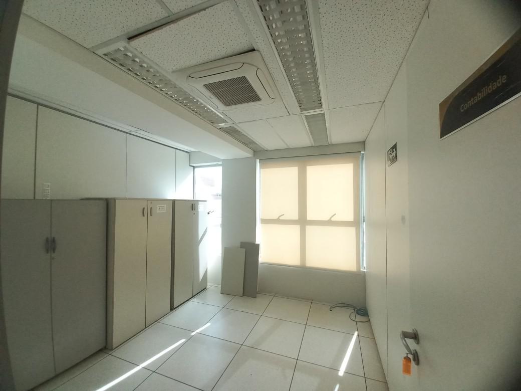 Sala, Savassi, 0 Quarto, 2 Vagas