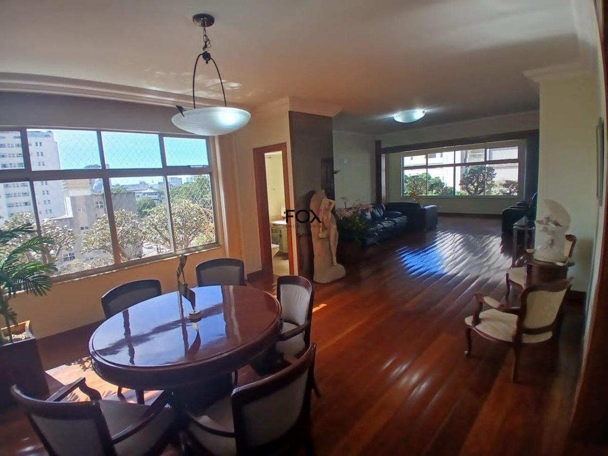 Apartamento, Funcionários, 4 Quartos, 3 Vagas, 2 Suítes