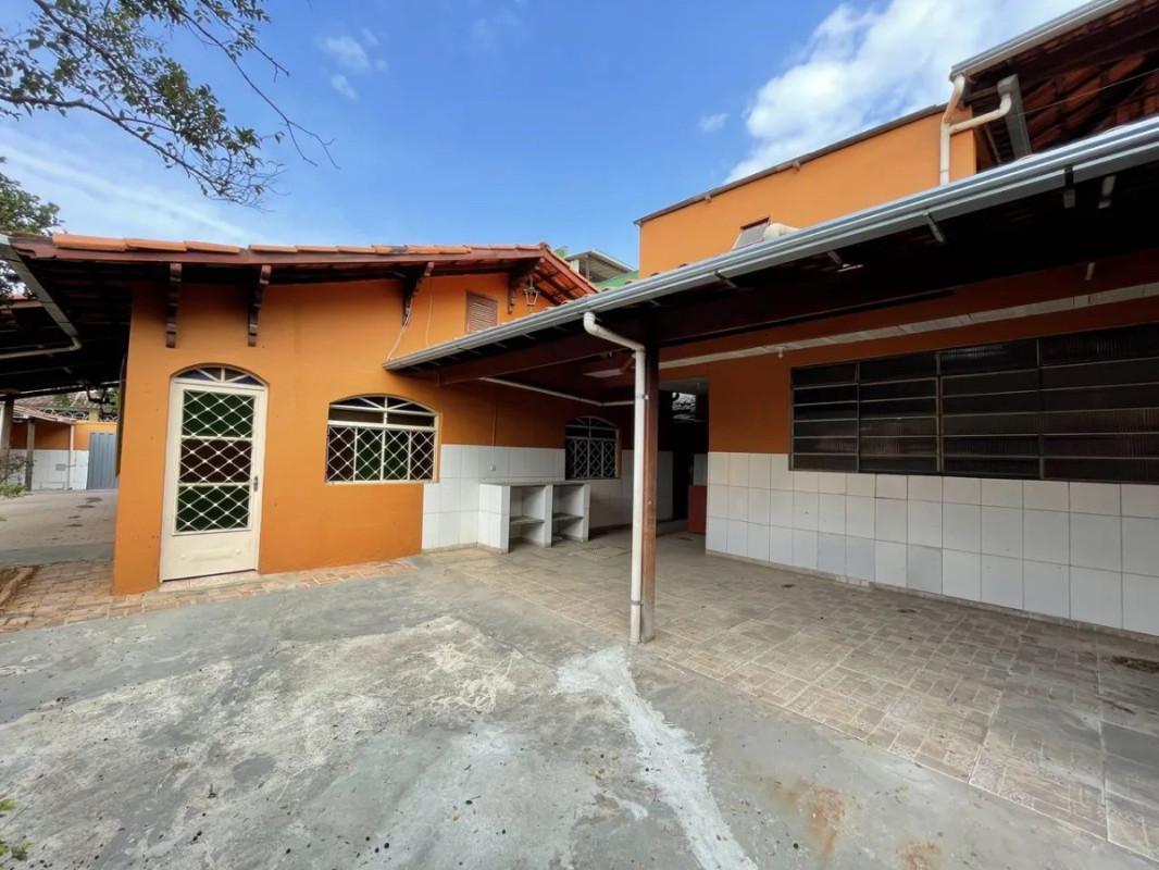 Casa, Braúnas, 5 Quartos, 1 Vaga