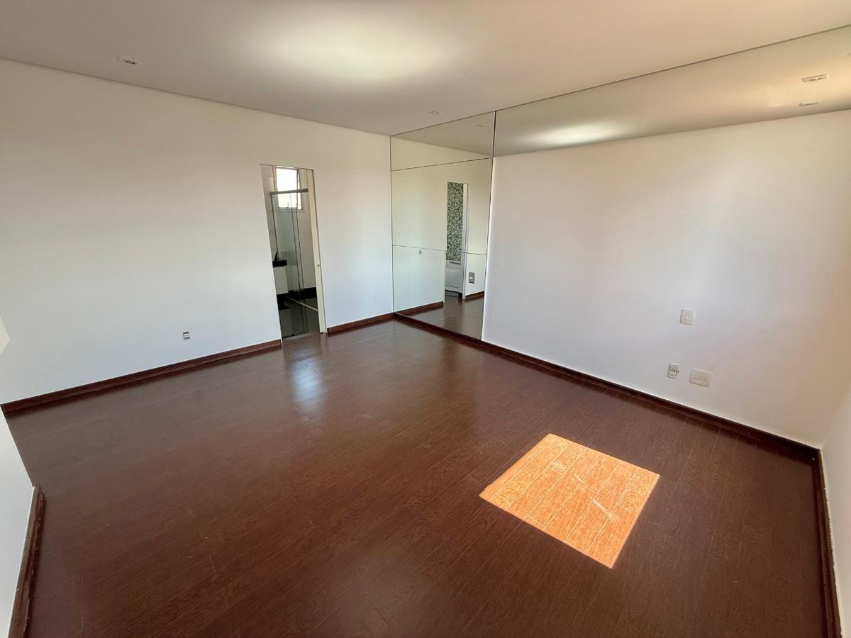 Apartamento, São José, 3 Quartos, 3 Vagas, 2 Suítes