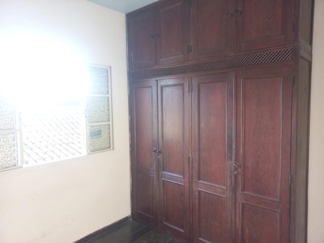 Casa, Planalto, 4 Quartos, 3 Vagas, 1 Suíte