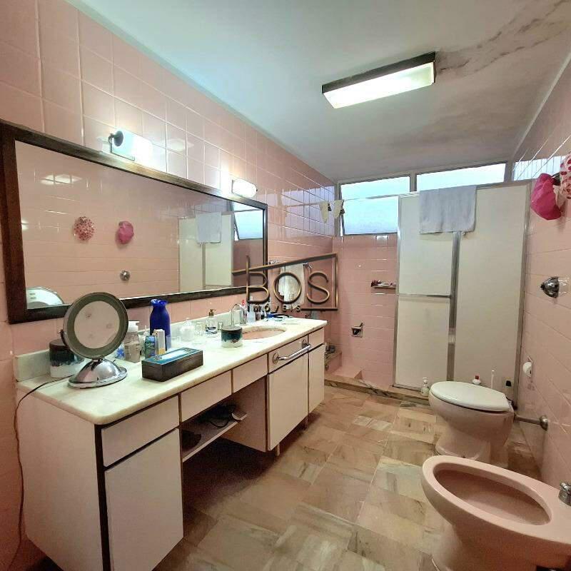 Casa, Cidade Jardim, 6 Quartos, 10 Vagas, 1 Suíte