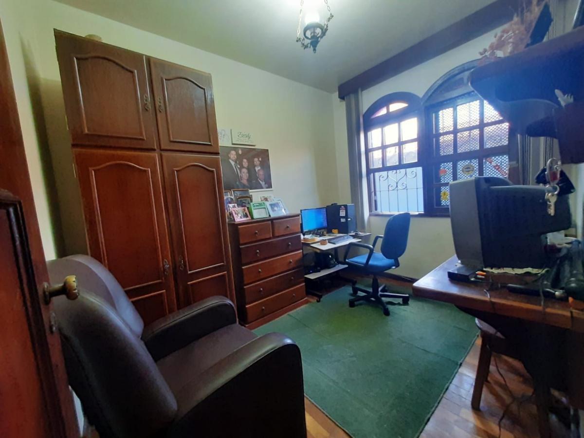 Casa, Jardim América, 4 Quartos, 4 Vagas, 2 Suítes