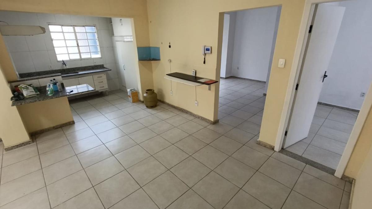 Casa, Carlos Prates, 3 Quartos, 4 Vagas, 1 Suíte