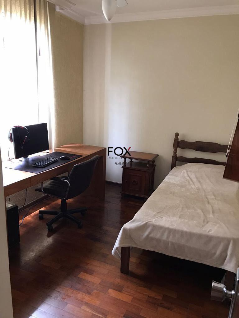 Apartamento, Vila Paris, 3 Quartos, 2 Vagas, 1 Suíte
