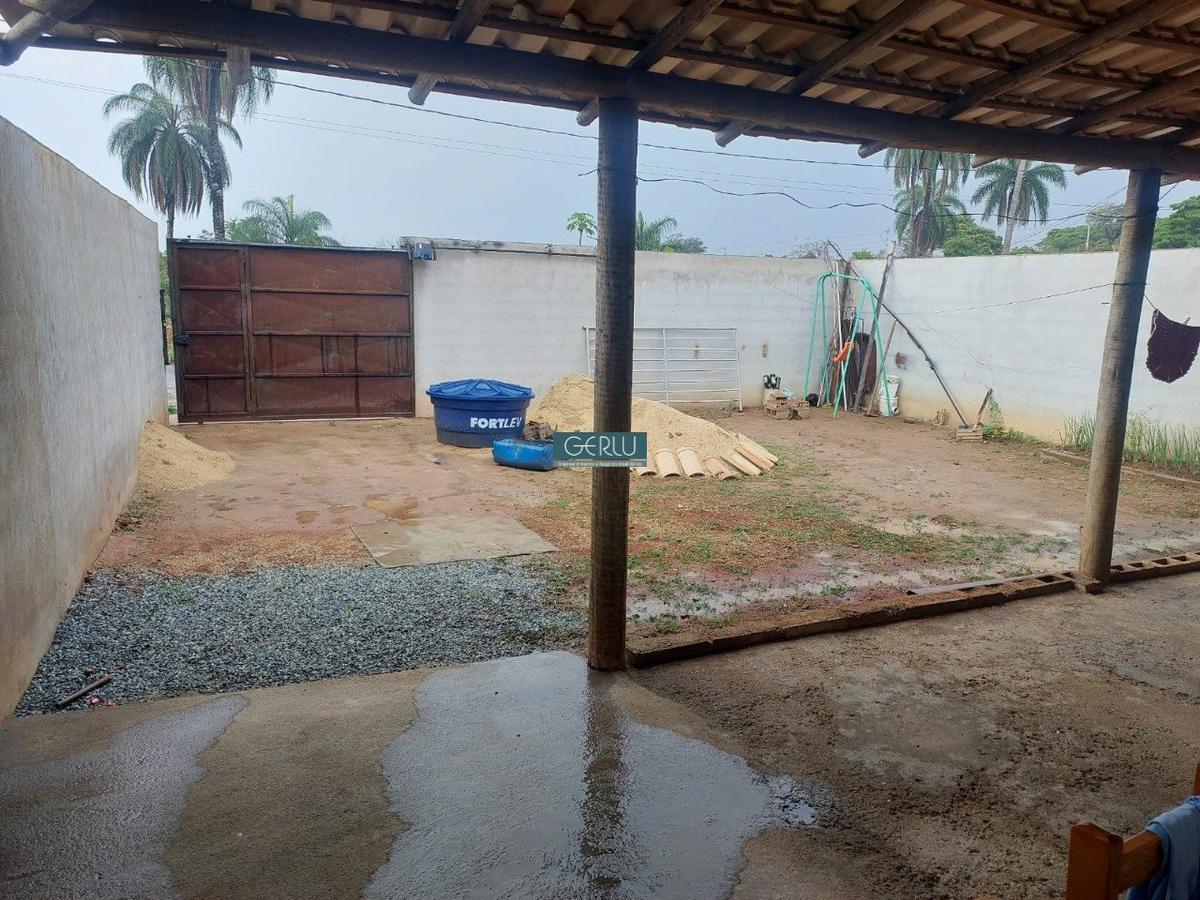 Casa, Centro, 2 Quartos, 2 Vagas