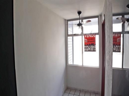 Sala, Centro, 0 Quarto, 1 Vaga