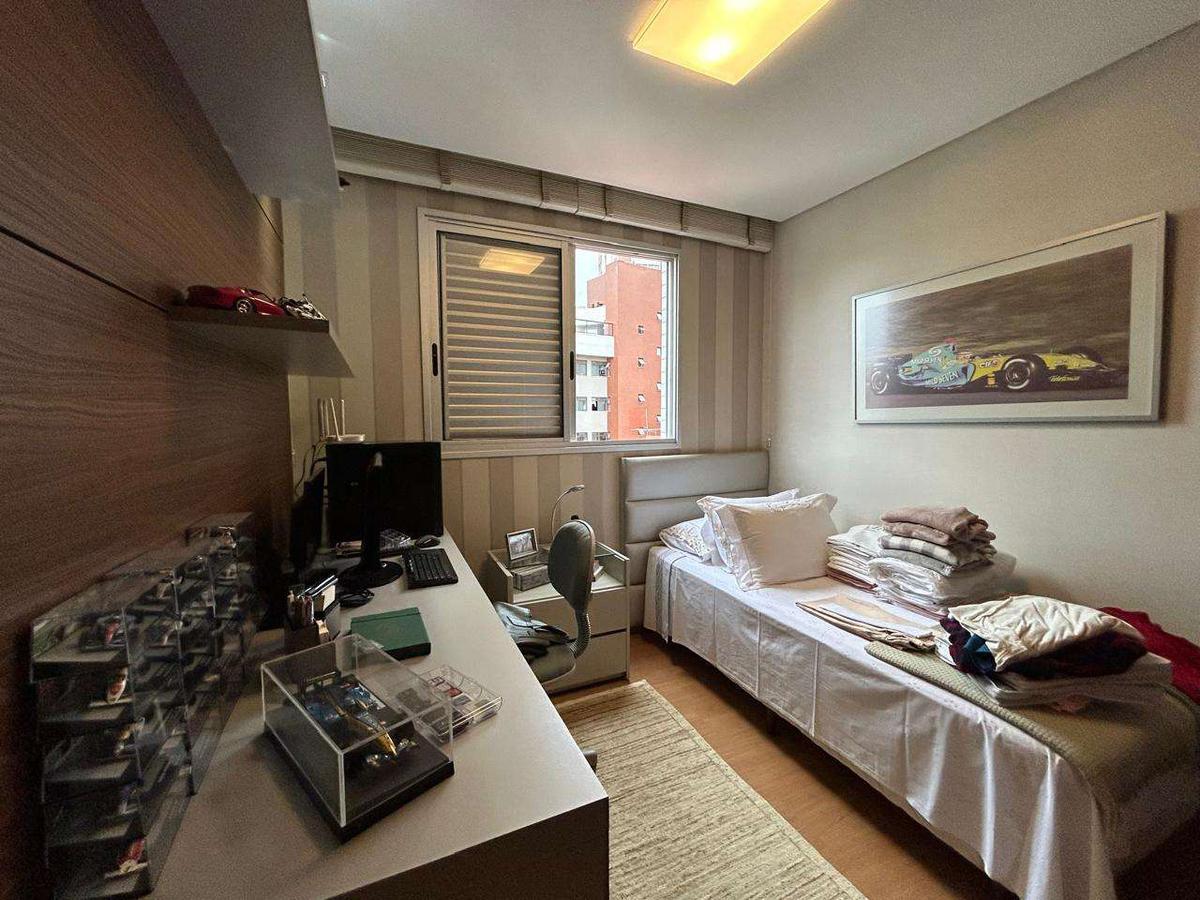 Apartamento, Serra, 4 Quartos, 3 Vagas, 2 Suítes