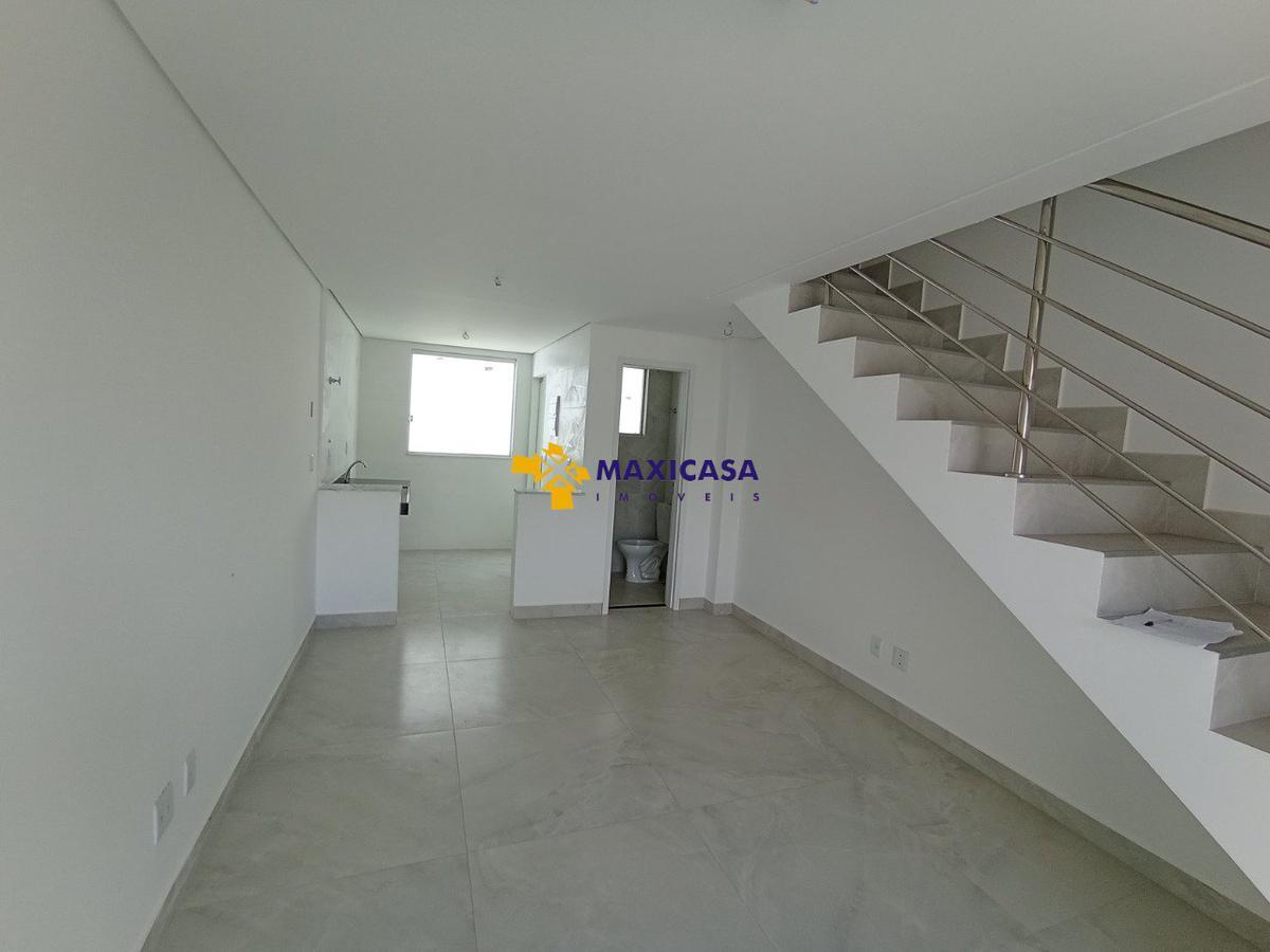 Casa, Planalto, 2 Quartos, 1 Vaga, 2 Suítes