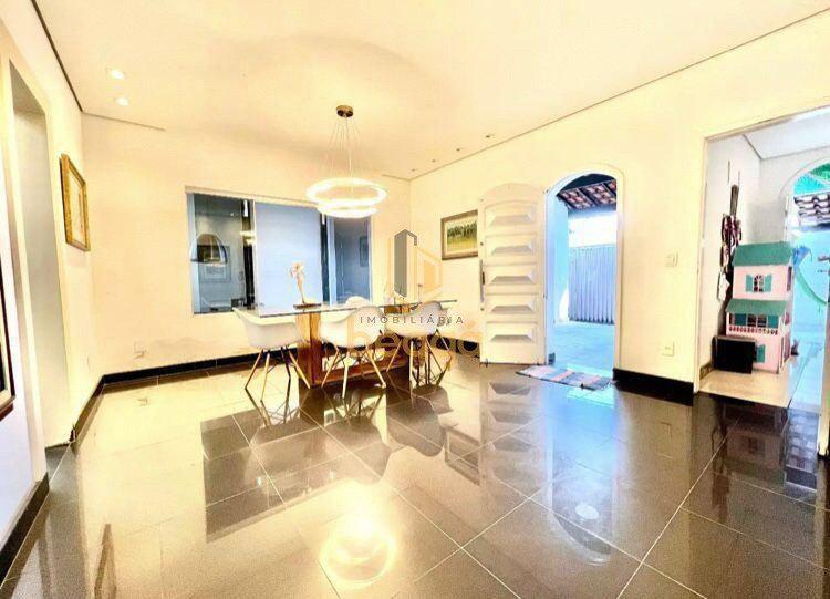 Casa, Planalto, 4 Quartos, 4 Vagas, 2 Suítes