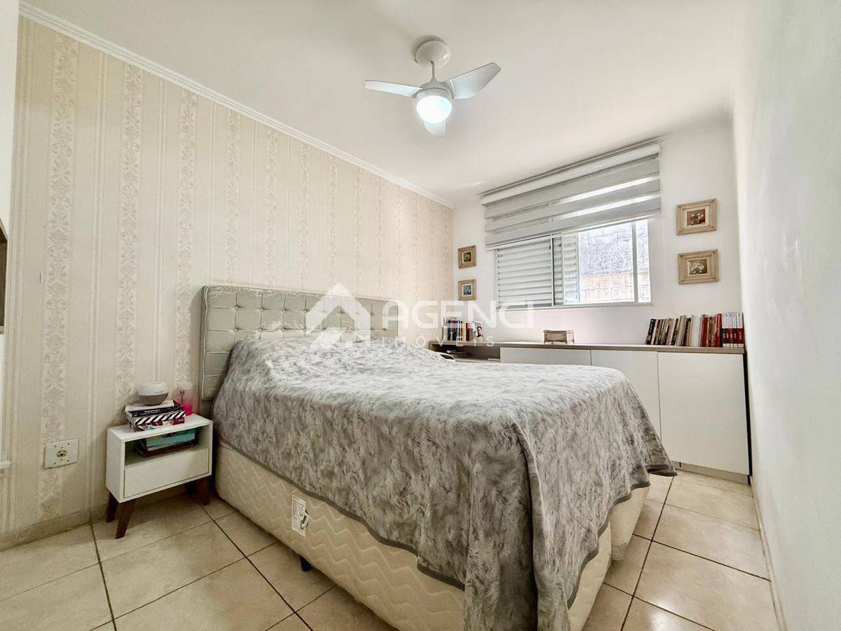 Casa, Cabral, 3 Quartos, 0 Vaga, 1 Suíte