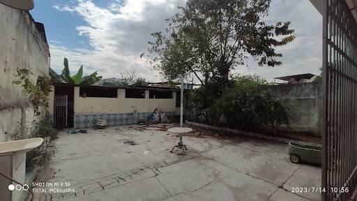 Casa, Quitandinha, 4 Quartos, 2 Vagas, 1 Suíte