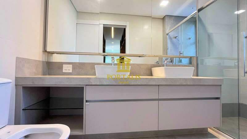 Apartamento, Serra, 4 Quartos, 3 Vagas, 4 Suítes