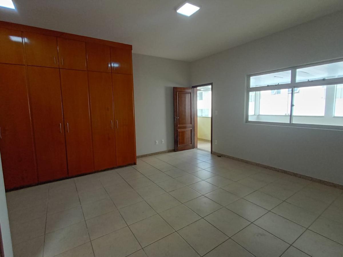 Casa Comercial, União, 0 Quarto, 0 Vaga