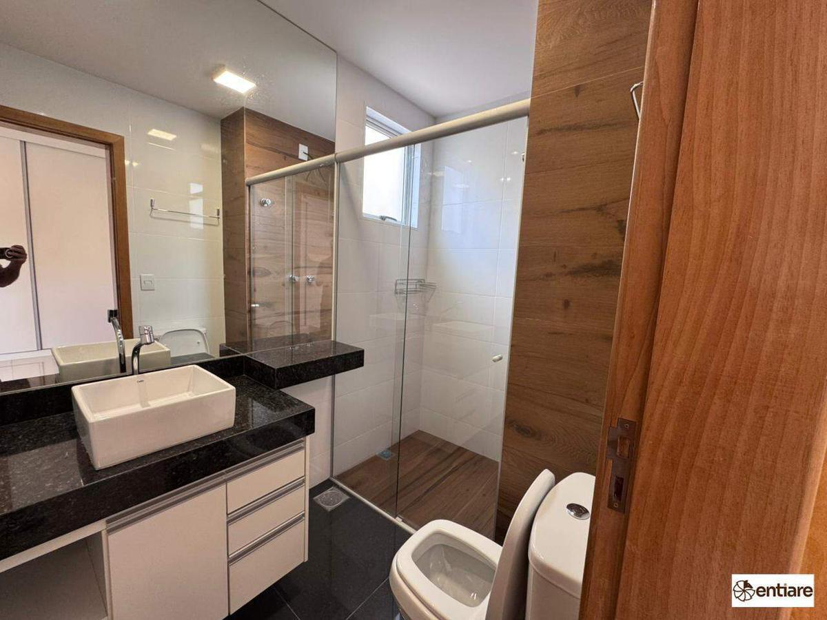 Apartamento, Vila Paris, 2 Quartos, 2 Vagas, 1 Suíte