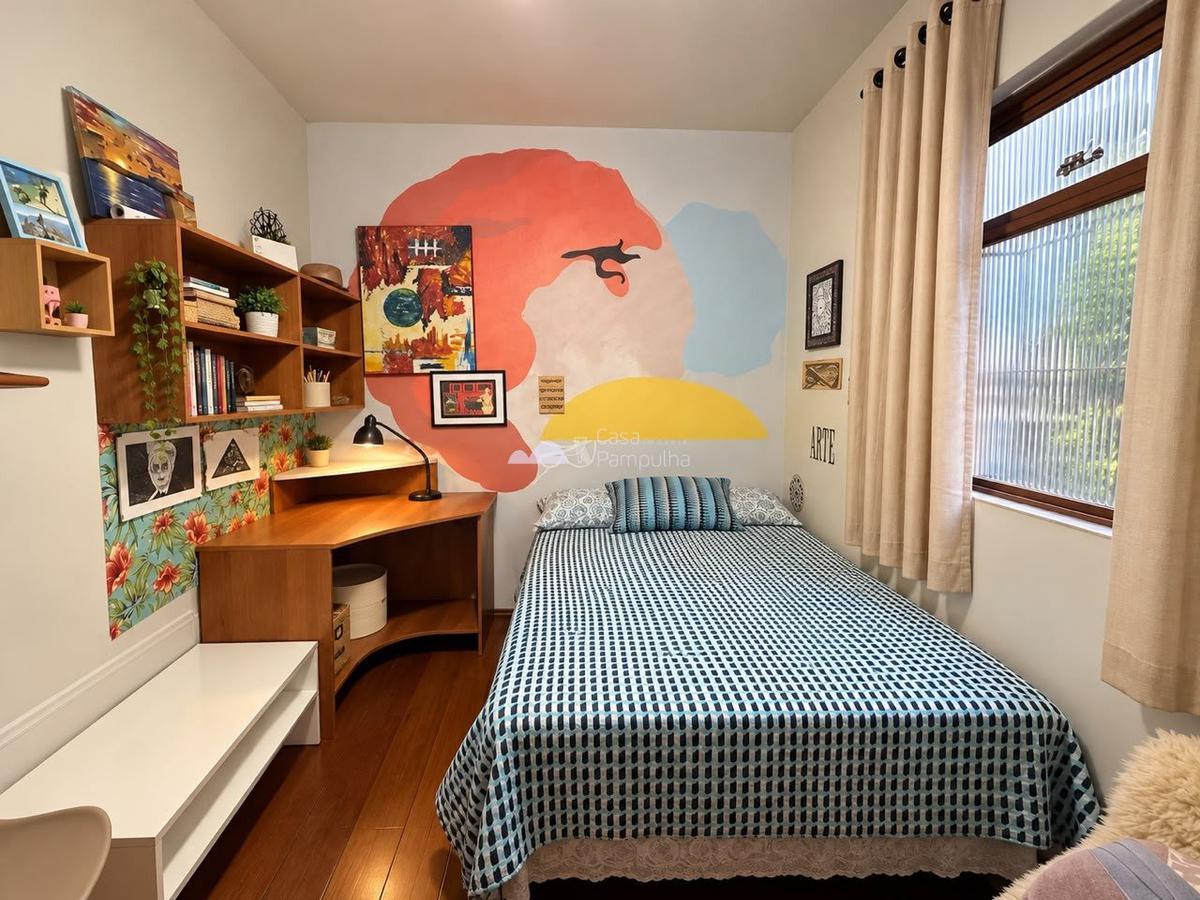 Casa, Liberdade, 6 Quartos, 8 Vagas, 2 Suítes