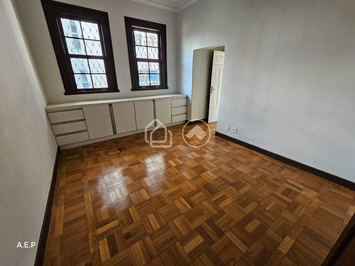 Casa, Santo Agostinho, 6 Quartos, 12 Vagas, 2 Suítes