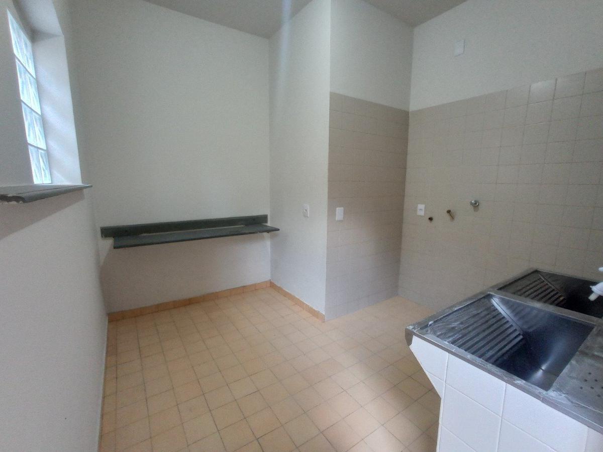 Casa, Santa Branca, 3 Quartos, 1 Vaga, 1 Suíte