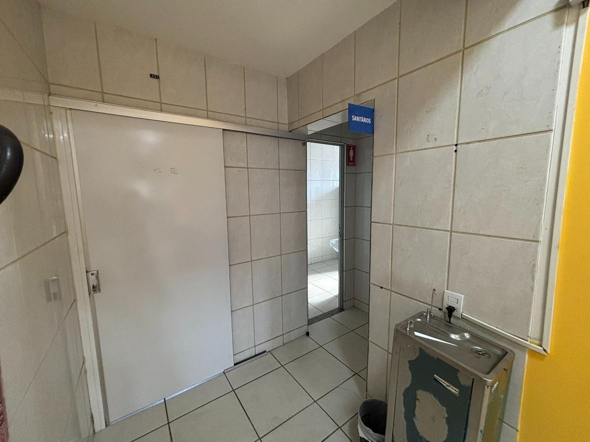 Sala, Venda Nova, 0 Quarto, 0 Vaga