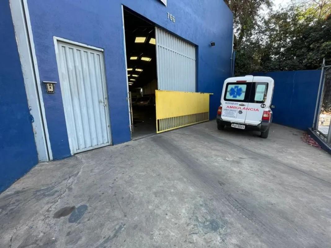 Galpão, São Francisco, 0 Quarto, 10 Vagas