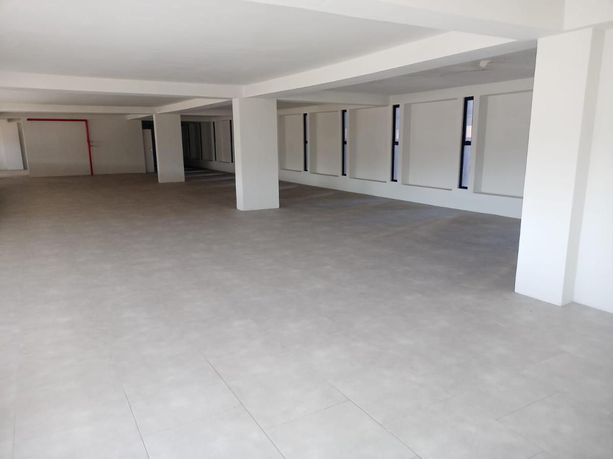 Prédio, Floresta, 0 Quarto, 25 Vagas