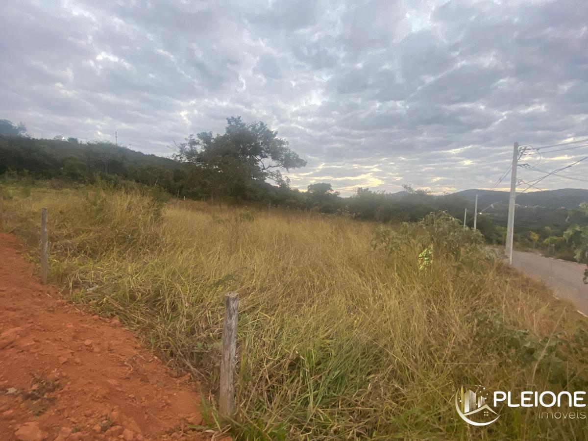 Lote, Centro, 0 Quarto, 0 Vaga
