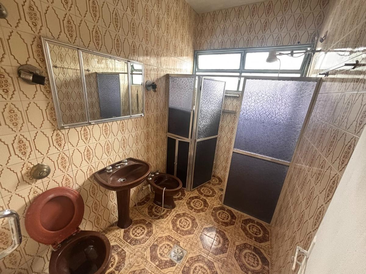 Casa, Planalto, 2 Quartos, 1 Vaga, 2 Suítes