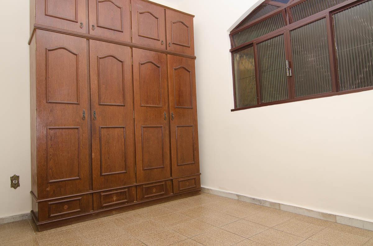 Casa, Tirol, 2 Quartos, 2 Vagas