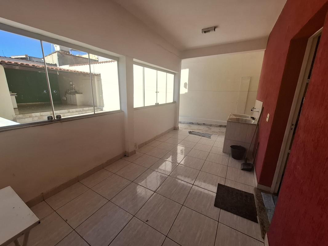 Casa, Vale das Orquídeas, 3 Quartos, 3 Vagas, 2 Suítes