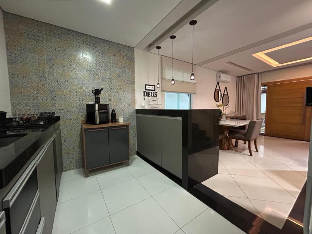 Casa, Masterville, 3 Quartos, 2 Vagas, 1 Suíte