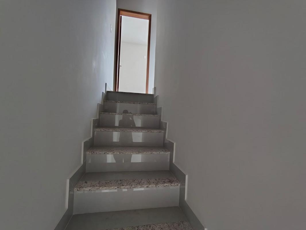 Casa, Piratininga (venda Nova), 2 Quartos, 1 Vaga, 2 Suítes