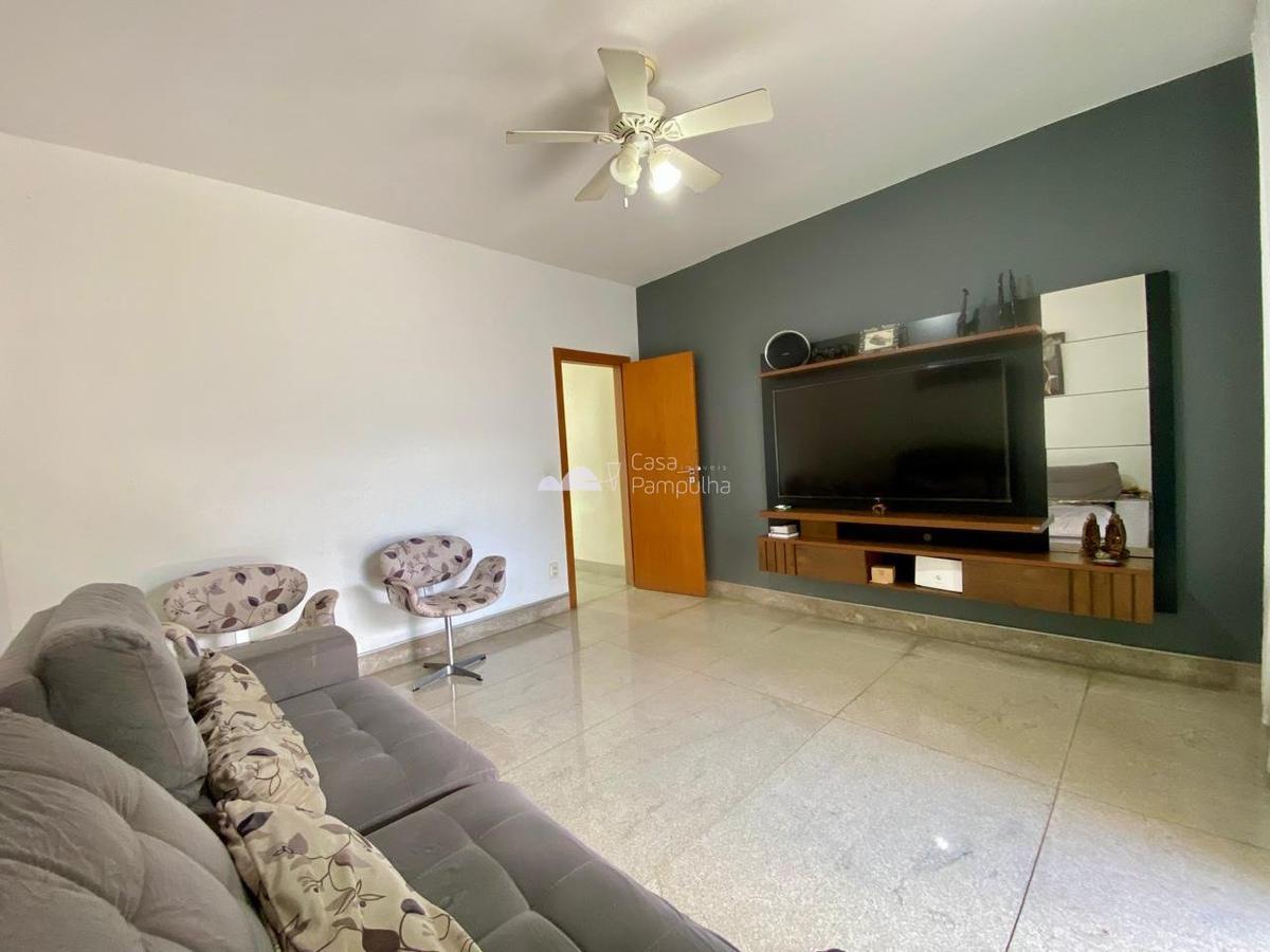 Casa, Céu Azul, 3 Quartos, 5 Vagas, 1 Suíte