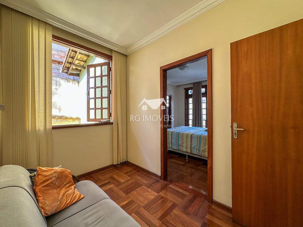 Casa, Tirol, 4 Quartos, 4 Vagas, 1 Suíte