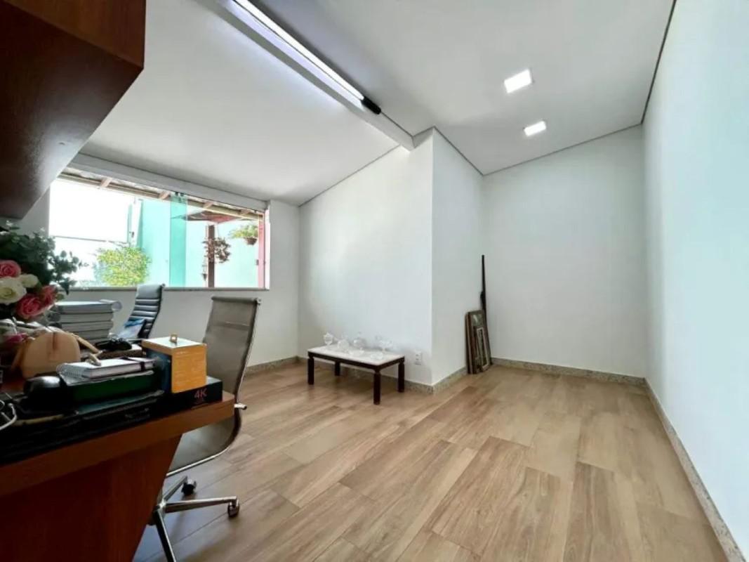 Apartamento, Jaraguá, 4 Quartos, 4 Vagas, 1 Suíte